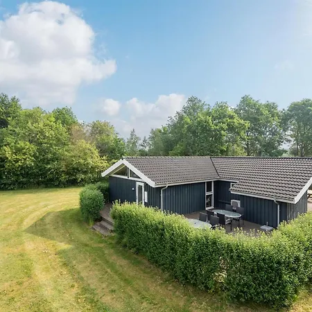 Nyaraló Anneli By Interhome Toftlund